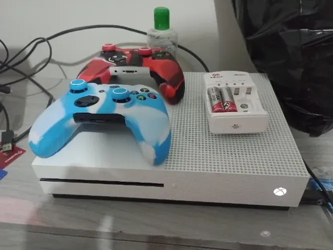 XBOX ONE S