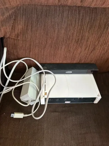 videogame nintendo wii branco + fonte + sensor