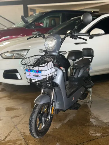 Moto elétrica 1000w ZeRo KM não precisa cnh não paga Ipva 