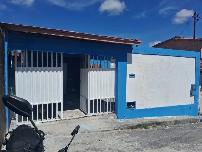 VENDO CASA 3/4 ALAGOINHAS IV
