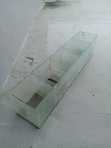 Vendo aquario com 05 divisões