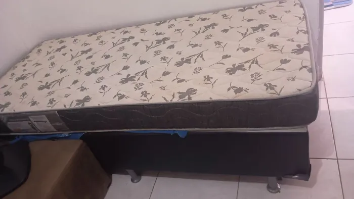 Cama solteiro Box