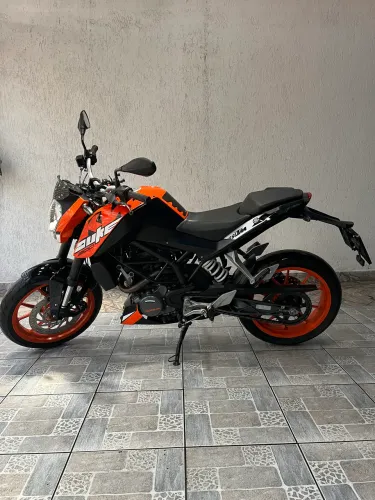 KTM Duke 200