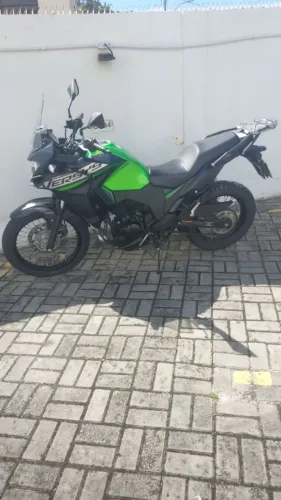 Versys muito nova
