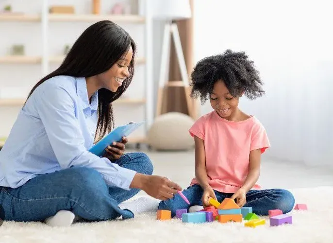 Cuidadora Infantil 