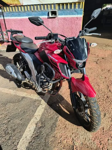 Fazer 250