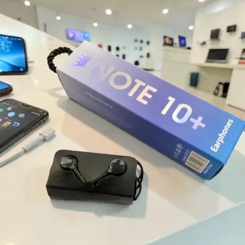 Fone de Ouvido USB-C - Com Fio e Microfone