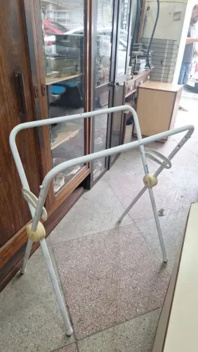 Suporte para banheira.<br>Suporte para banheira
