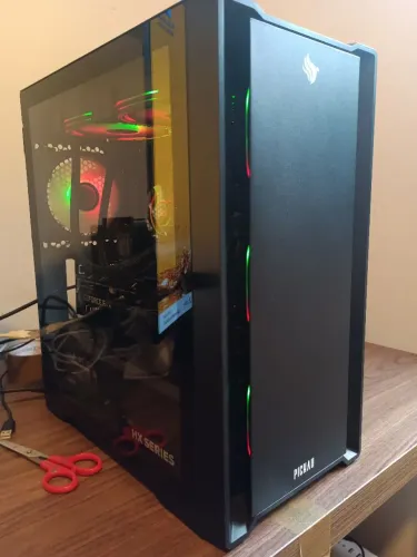PC gamer RTX 3060 12gb Ryzen 7 5700x 32gb RAM DDR4 480gb SSD