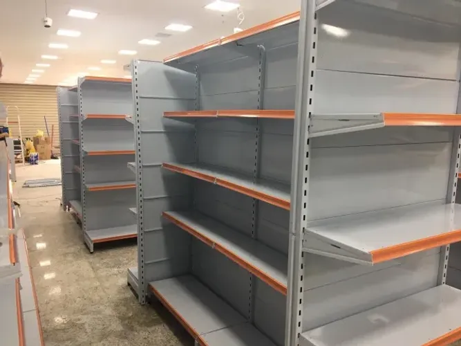 gôndolas  comercial   
