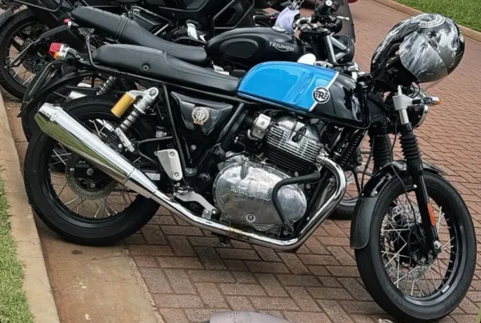 VENDO ROYAL ENFIELD CUSTOM 650cc POUCO RODADA