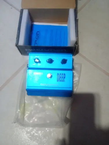 Pedal rocktron Chorus deep BLUE para guitarra violão 