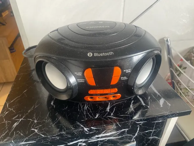 Rádio Mondial Boom Box Bluetooth USB - Funcionando