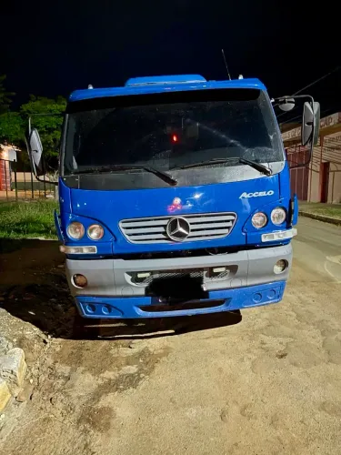 Vendo Guincho, com asa delta, plataforma de 6 metros 