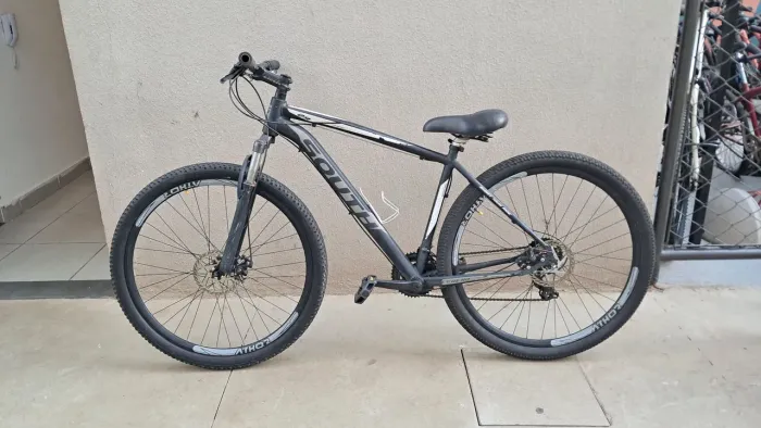 Bicicleta Aro 29 Preta