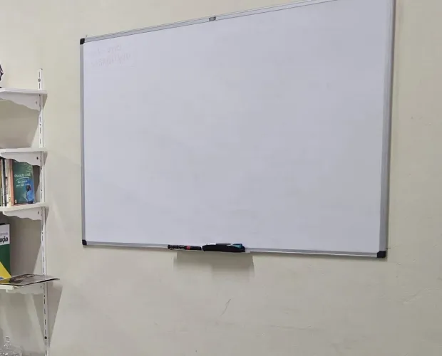 Quadro branco 0.90x1.20m