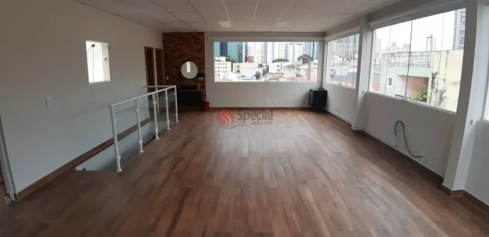 Prédio comercial para alugar no Tatuapé.
