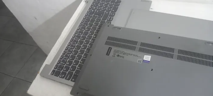 Carcaça notebook Lenovo Ideapad S145. Leia