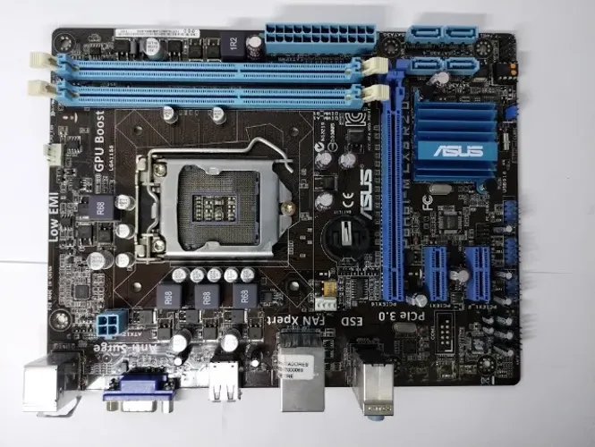 Placa Mãe Asus P8h61 m lx3 - Com Defeito