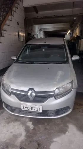 Renault Logan Expression Hi-flex 1.6 8V 4P 2015