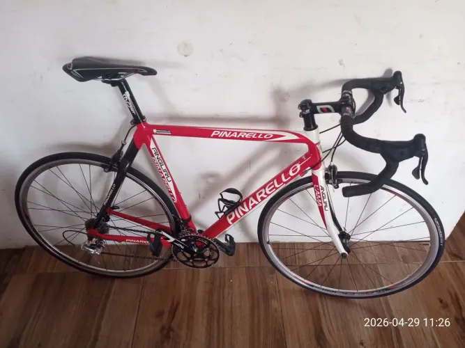 Bicicleta speed Pinarello 