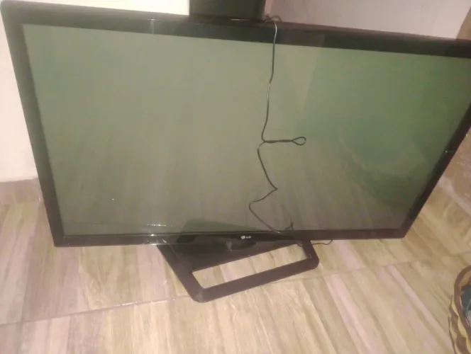 Televisão plasma  43  polegadas 