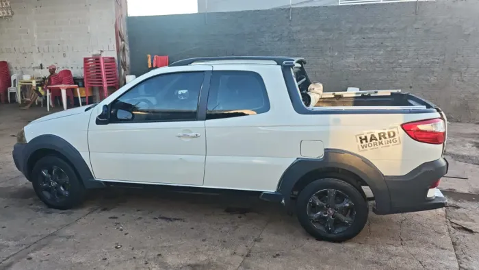Fiat Strada Working 1.4 MPI Fire Flex 8V CD 2015