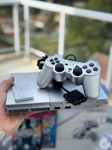 PS2 prata