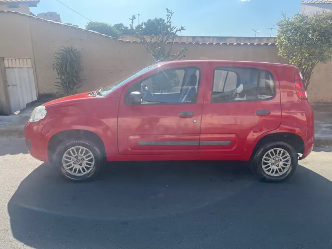 Fiat Uno Vivace/rua 1.0 EVO Fire Flex 8V 5P 2013