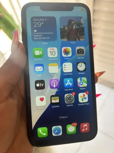 iPhone XR