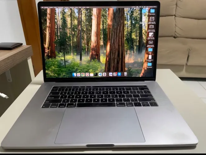 Macbook Pro Intel i7 2019