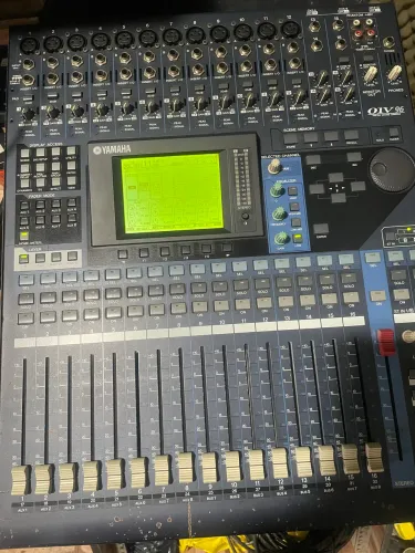 Mesa Yamaha digital 32 canais