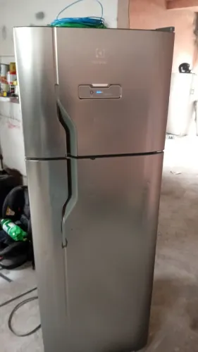 Geladeira Electrolux inox frost free dúplex