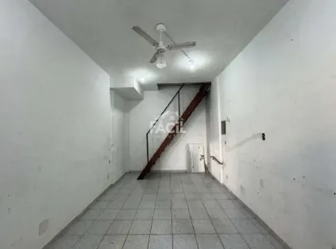 Loja / Salão em Jardim Camburi - Vitória