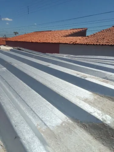 Vendo telhas de zinco