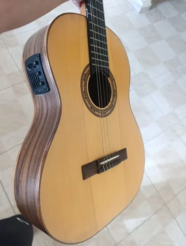 Violão Rozini elétrico 