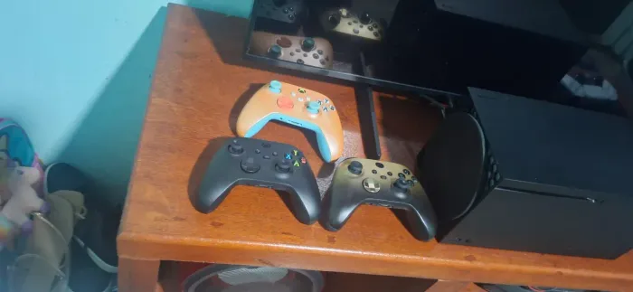 Controle de Xbox series, motivo da venda so uso 2