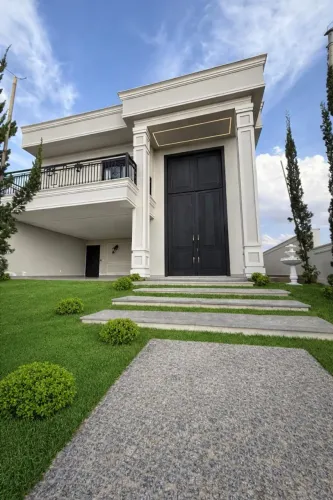 Casa de Alto Padrão à Beira do Lago - Conforto, Exclusividade e Natureza