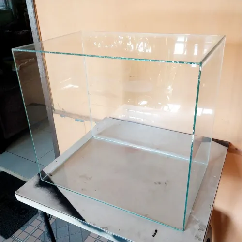 Expositor de vidro novíssimo 
