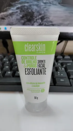 Sabonete facial Esfoliante 50g Clearkin by avon novo por R$ 15,00 cada