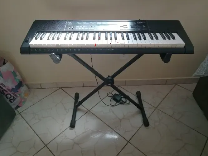 Teclado Casio CTK-3500 (61 Teclas) + Suporte em X - Para Conserto ou Uso Via MIDI