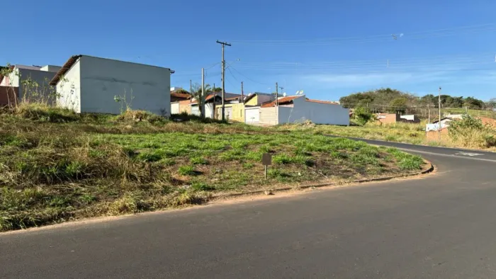 Terreno Padrão em Descalvado