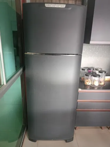 Geladeira Eletrolux 440 litros 