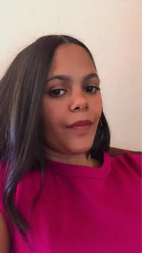 Babá disponível