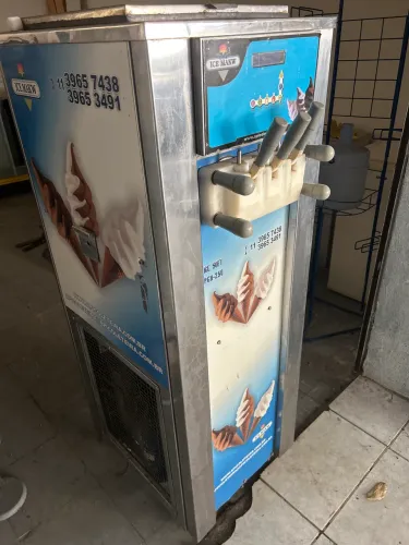Máquina de Sorvete Expresso Ice Makw PGH-250 (Para Revisar/Retirar)