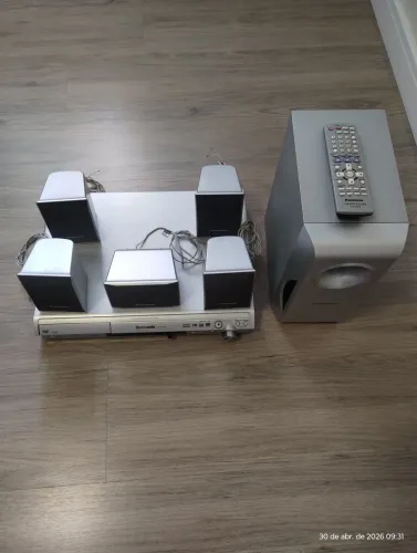 Vendo home theater Panasonic 