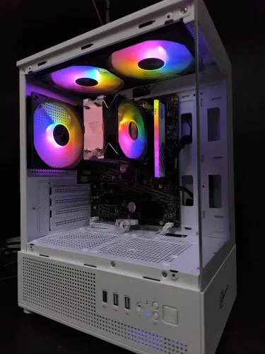 PAGE WHITE STORM - RYZEN 5 3400G ? 16GB RGB ? SSD 480GB ? 600W 80 PLUS BRONZE