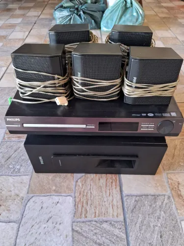 Home Theater 5.1 Philips Blueray - USADO p/ restaurar