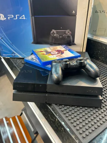PLAYSTATION 4 SLIM 500 GB