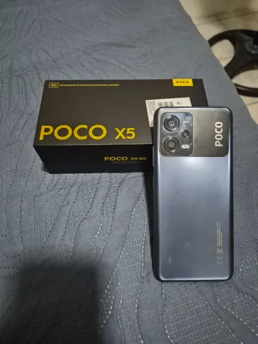 Poço X5 5G 128gb sem marcas de Uso. Carregador original. Único dono.
